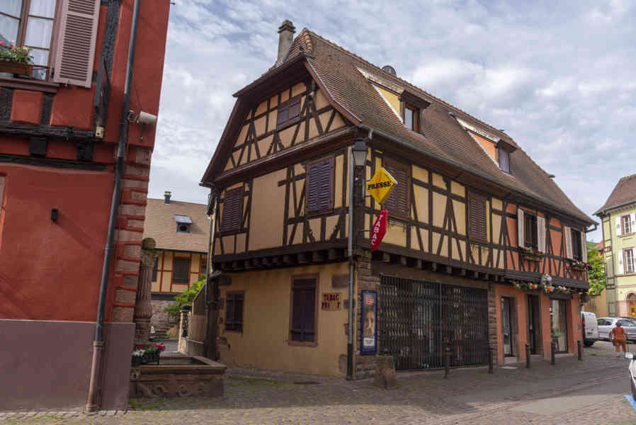 Francia - Alsacia 297 - Ribeauvillé.jpg